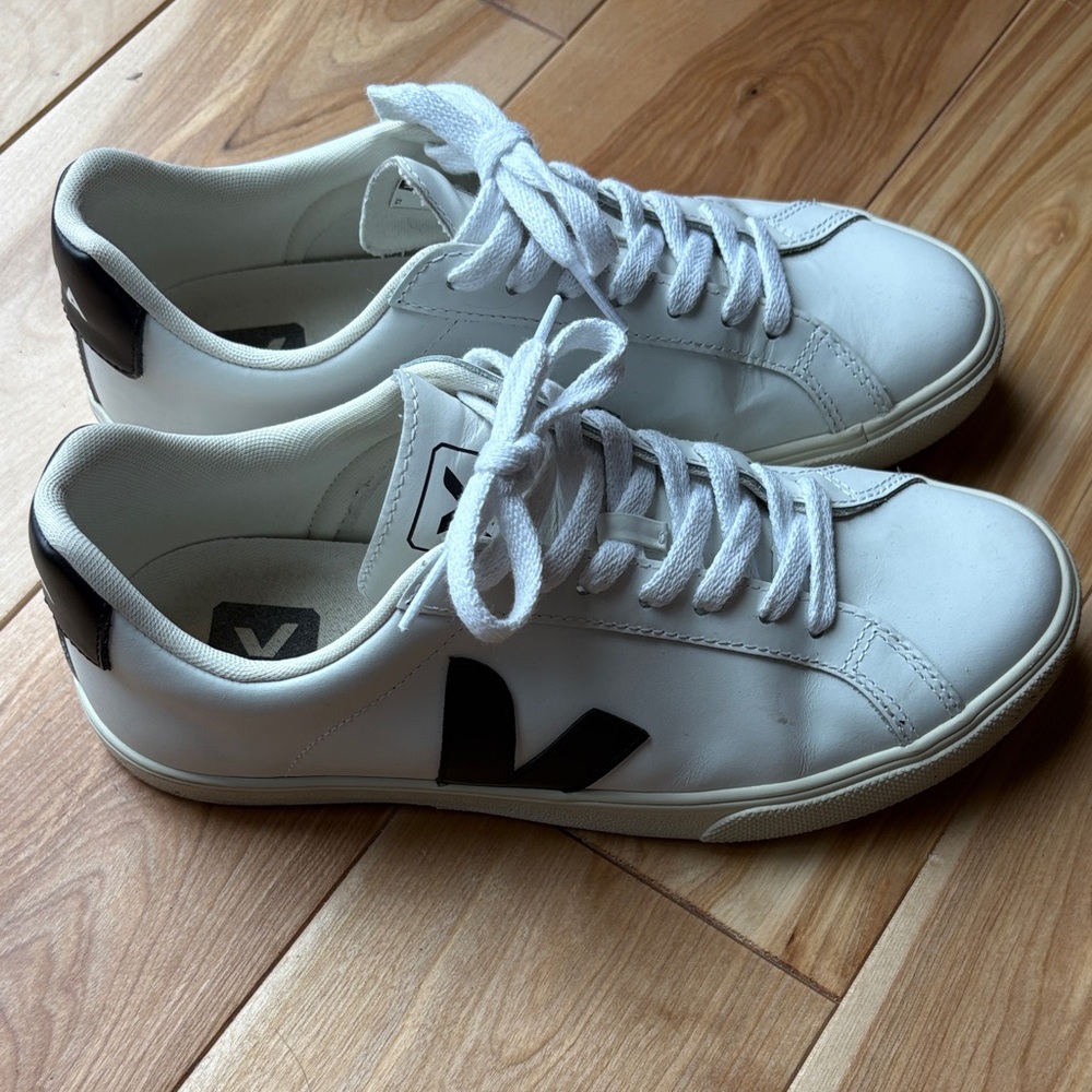 Veja Esplar White Leather Sneakers with Black V
